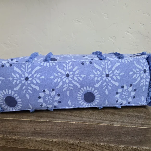 Roller Rabbit x Target Set - Blue Canvas Tote Bag & Floral Vines Beach Towel - Picture 10 of 15